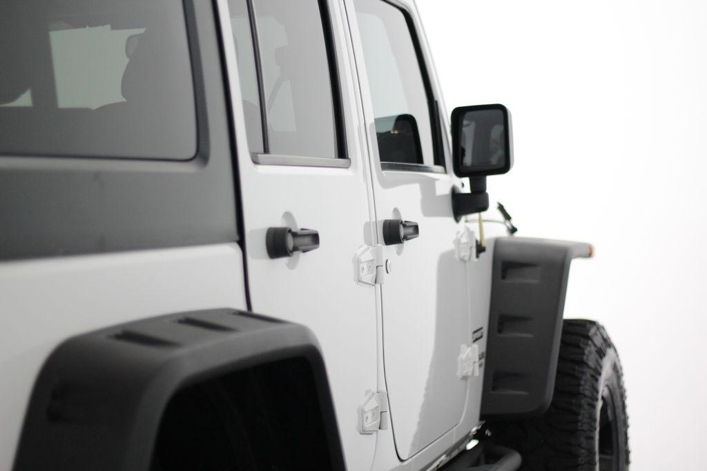 Jeep Wrangler Unlimited 4WD 4dr Sport 2013