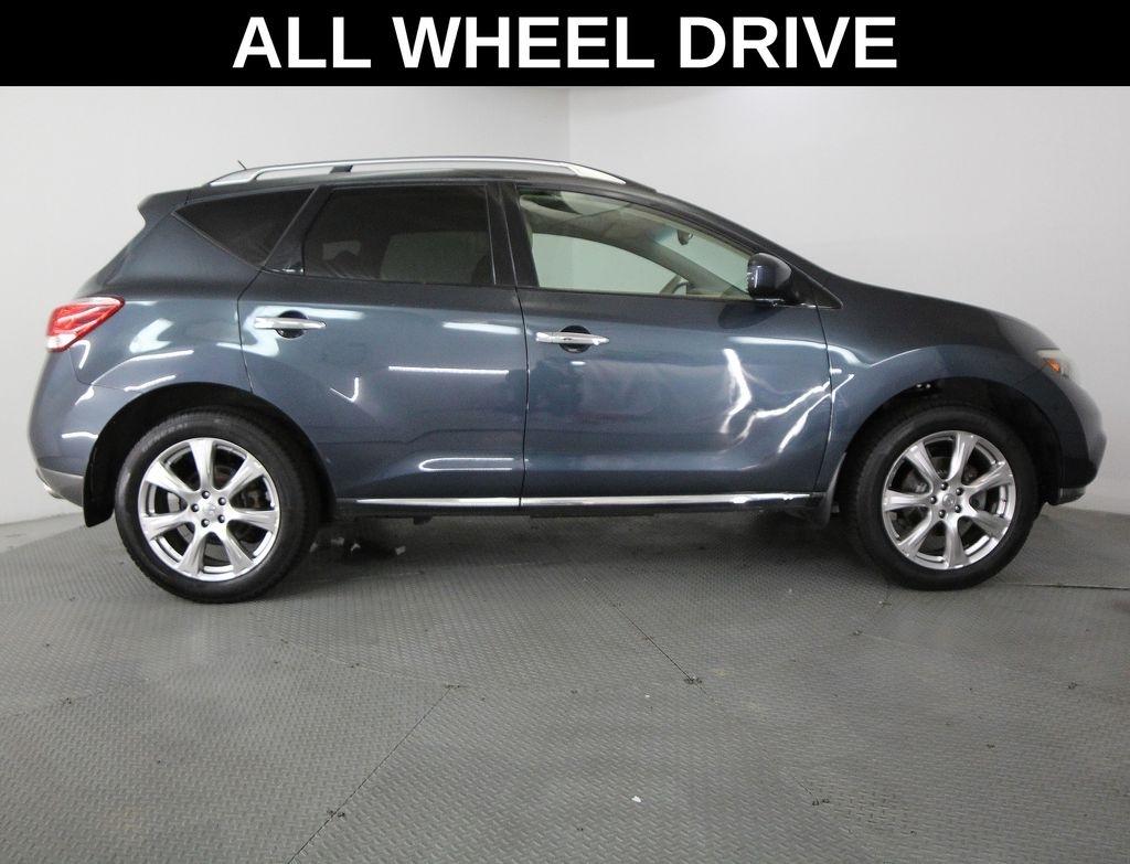Nissan Murano AWD 4dr LE 2012