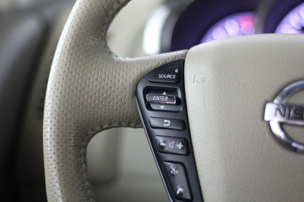 Nissan Murano AWD 4dr LE 2012