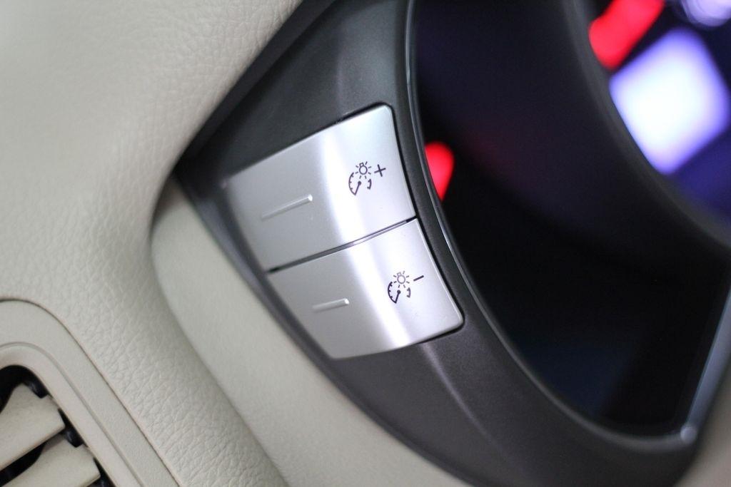 Nissan Murano AWD 4dr LE 2012
