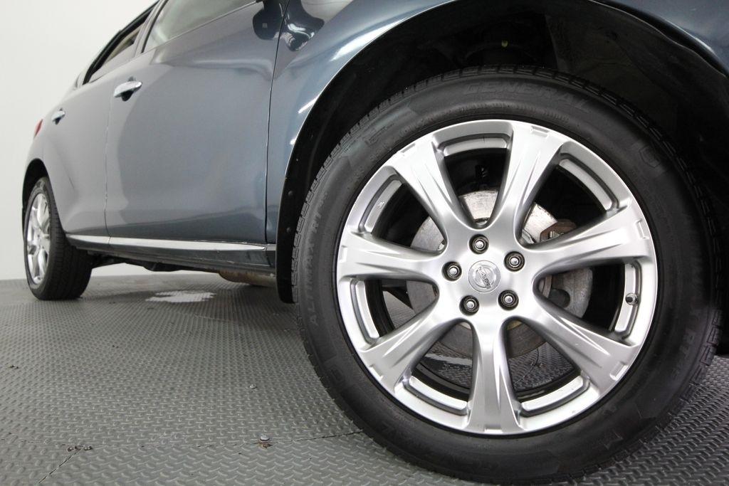 Nissan Murano AWD 4dr LE 2012