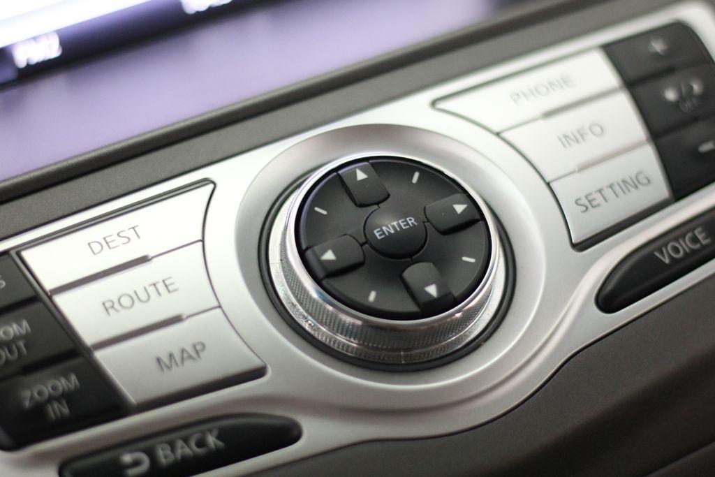Nissan Murano AWD 4dr LE 2012