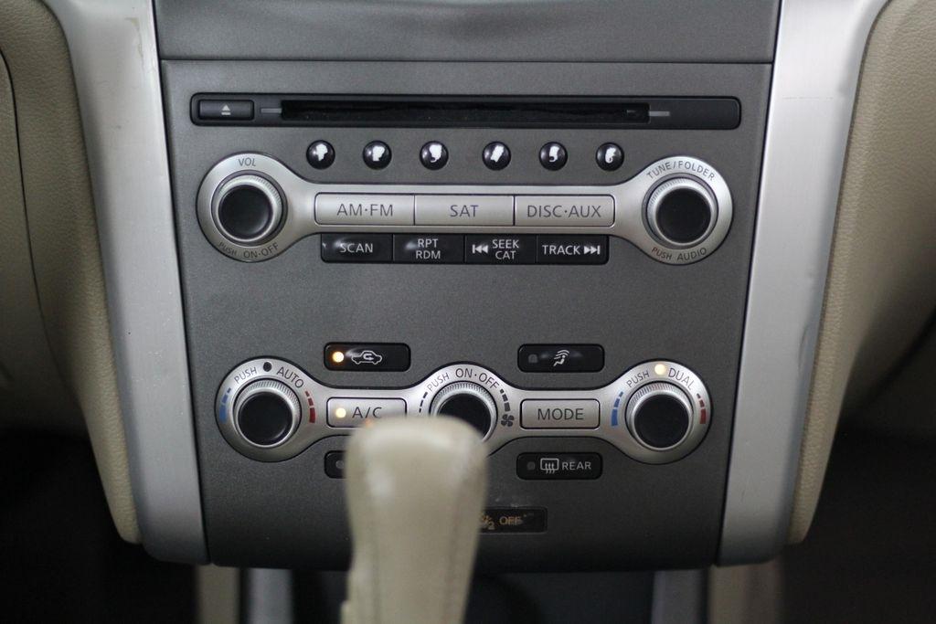 Nissan Murano AWD 4dr LE 2012