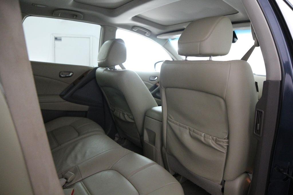 Nissan Murano AWD 4dr LE 2012