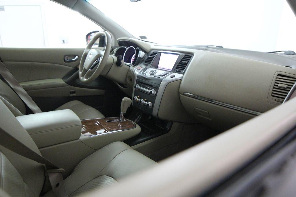 Nissan Murano AWD 4dr LE 2012