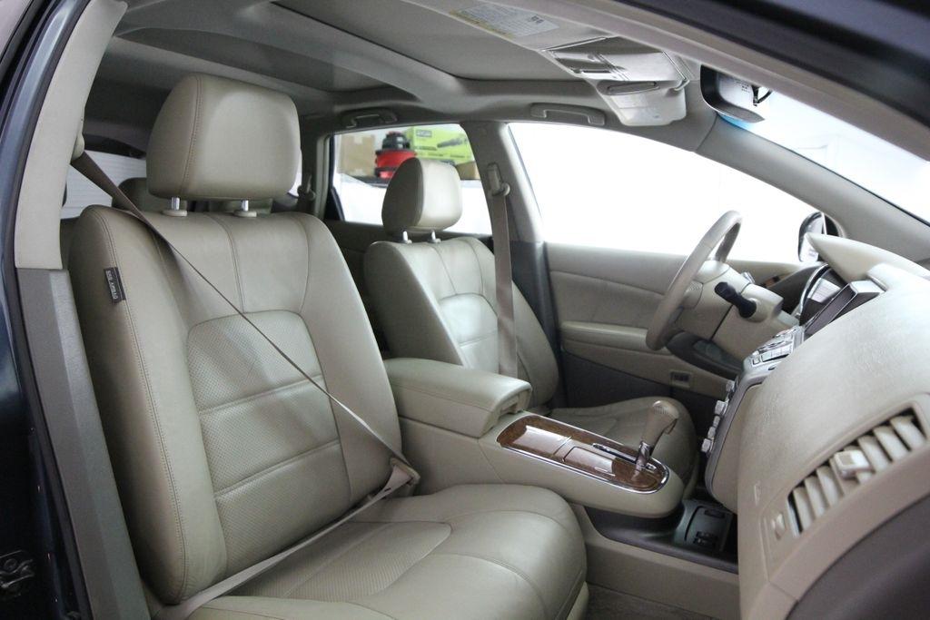 Nissan Murano AWD 4dr LE 2012