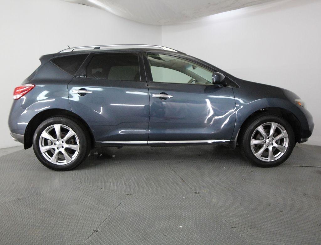 Nissan Murano AWD 4dr LE 2012