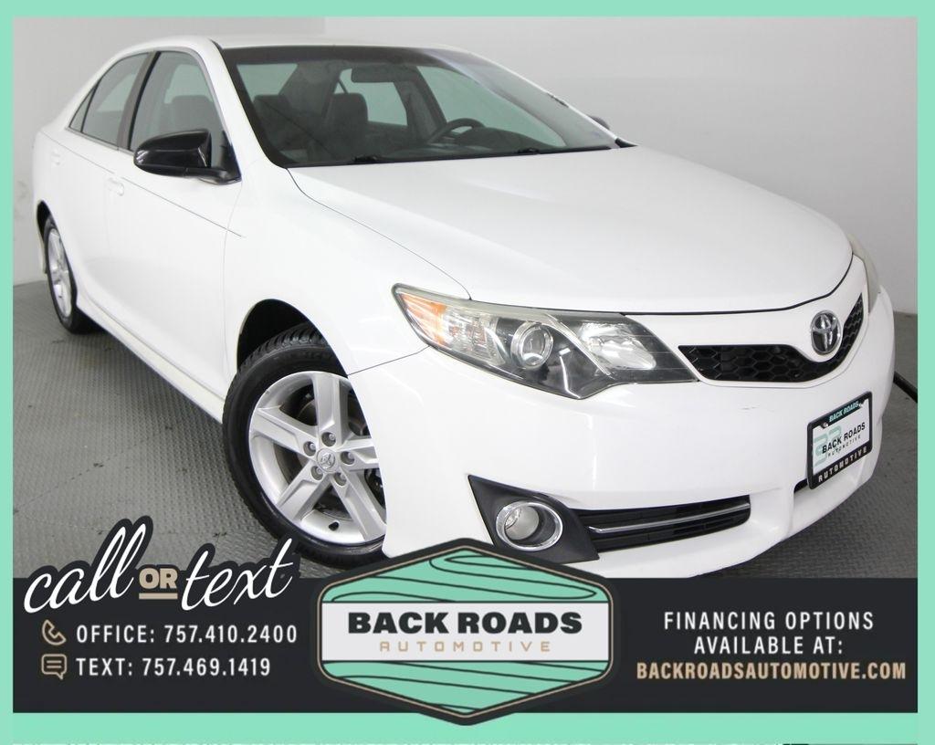 Toyota Camry 4dr Sdn I4 Auto XLE (Natl) 2013