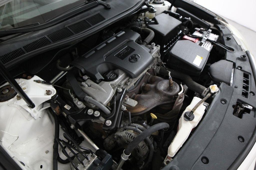 Toyota Camry 4dr Sdn I4 Auto XLE (Natl) 2013