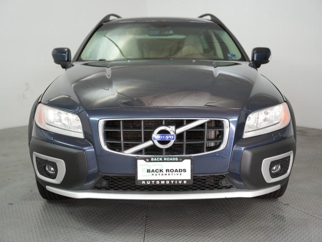 Volvo XC70 4dr Wgn 3.2L 2011