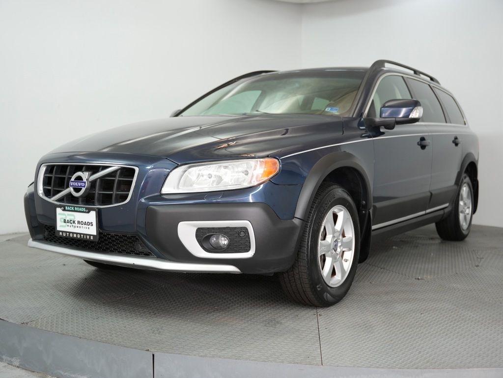 Volvo XC70 4dr Wgn 3.2L 2011