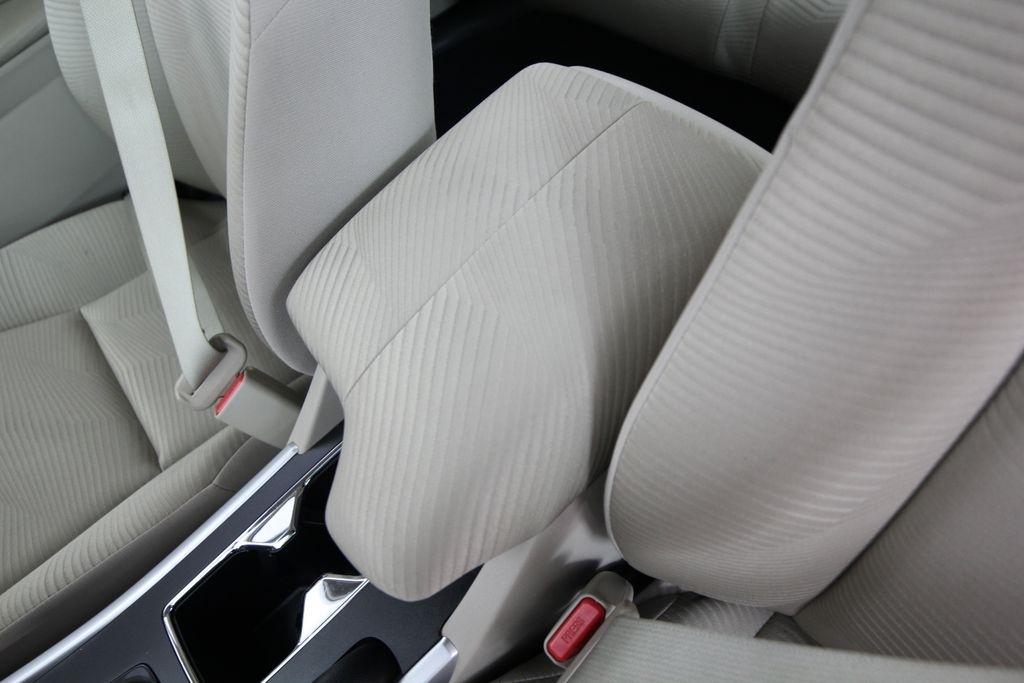 Honda Accord Sedan 4dr I4 CVT LX 2014