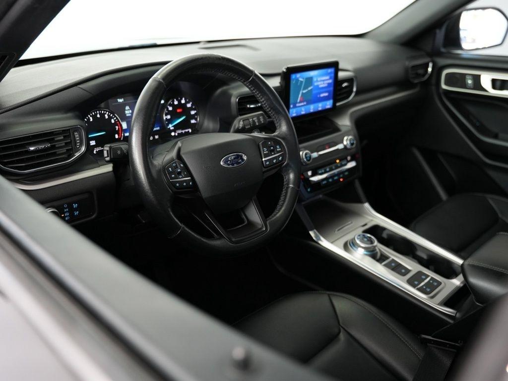 Ford Explorer XLT RWD 2020