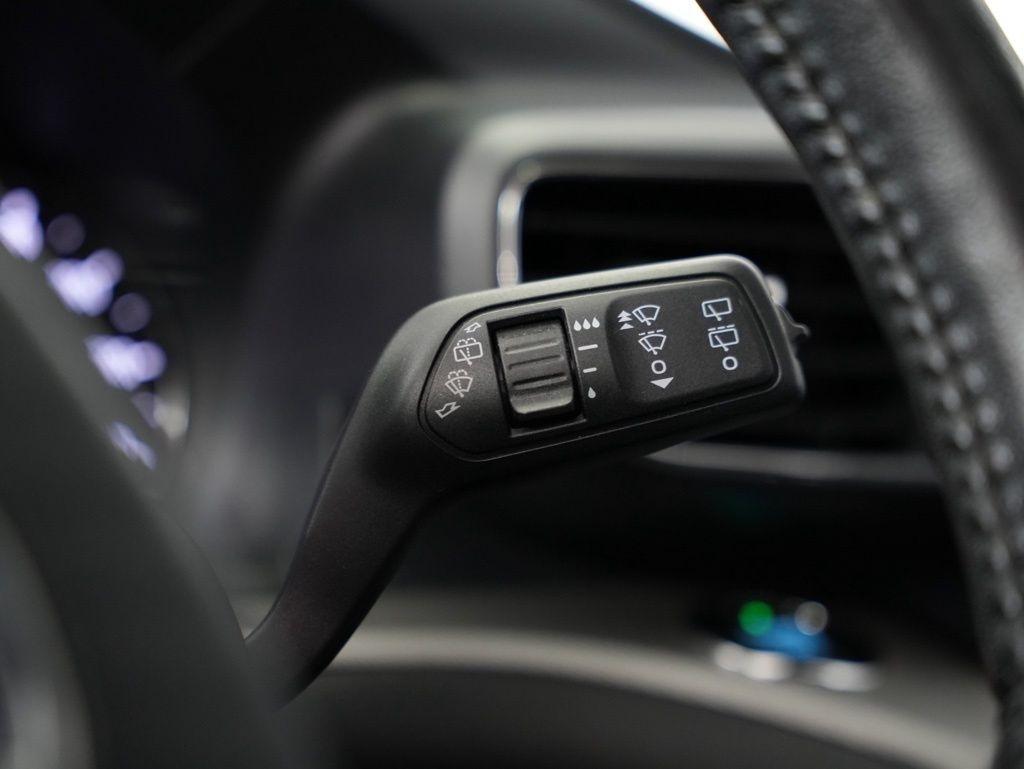 Ford Explorer XLT RWD 2020