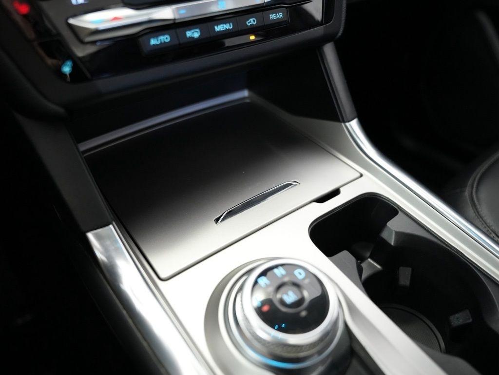 Ford Explorer XLT RWD 2020