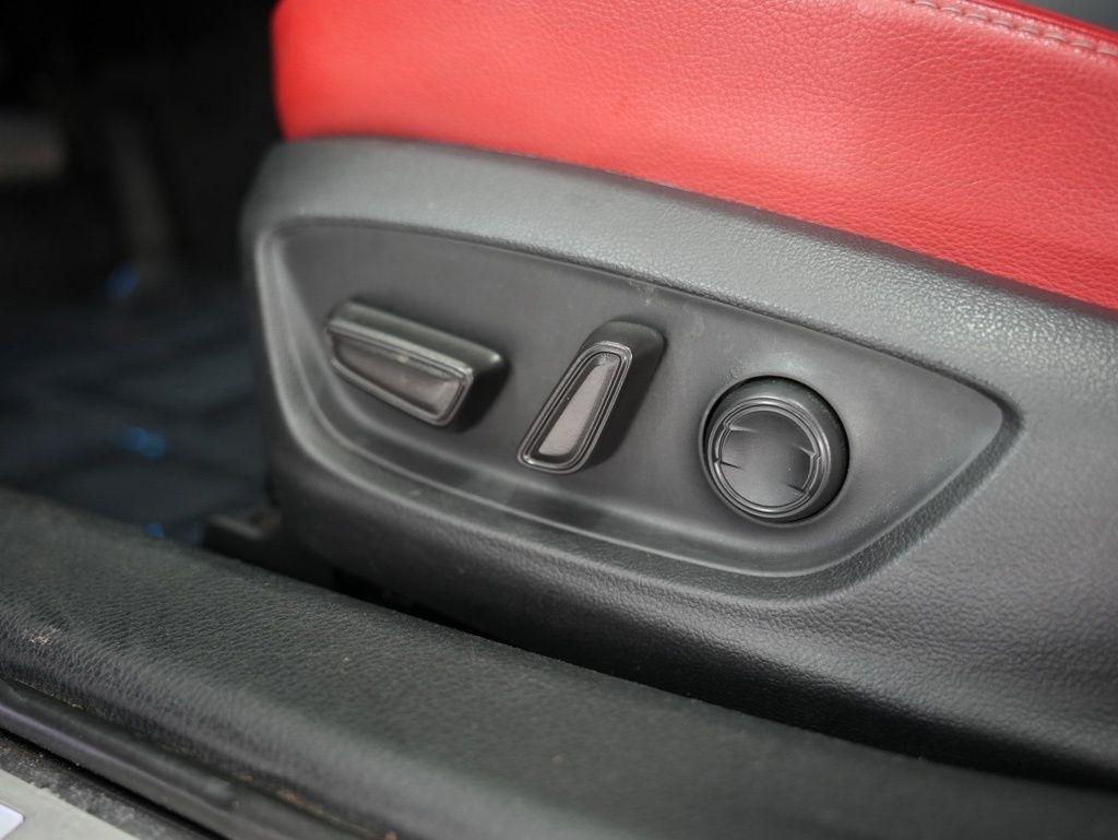 Toyota Camry XSE Auto (Natl) 2019