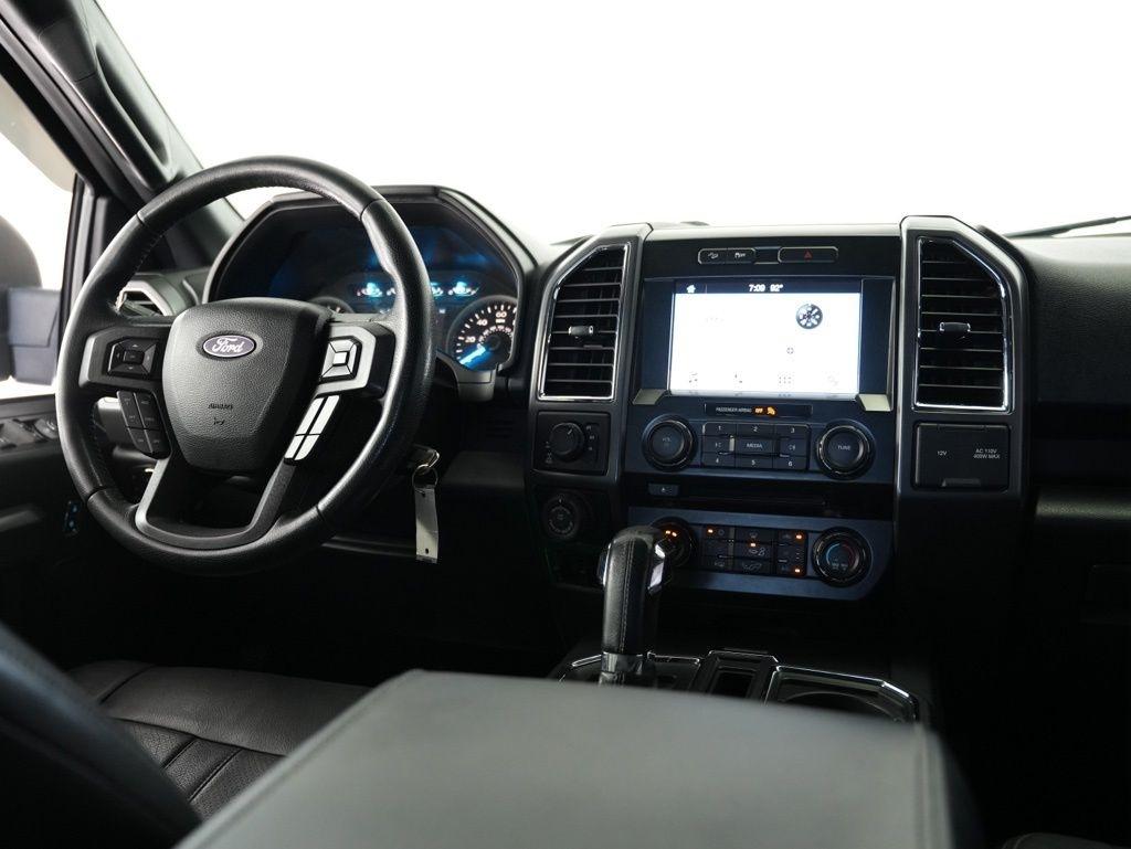 Ford F-150 4WD SuperCrew 145" King Ranch 2016