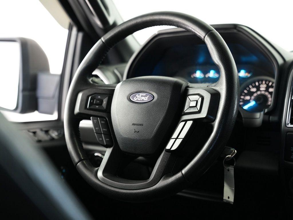 Ford F-150 4WD SuperCrew 145" King Ranch 2016