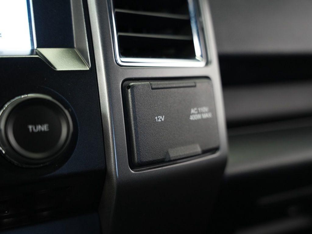 Ford F-150 4WD SuperCrew 145" King Ranch 2016