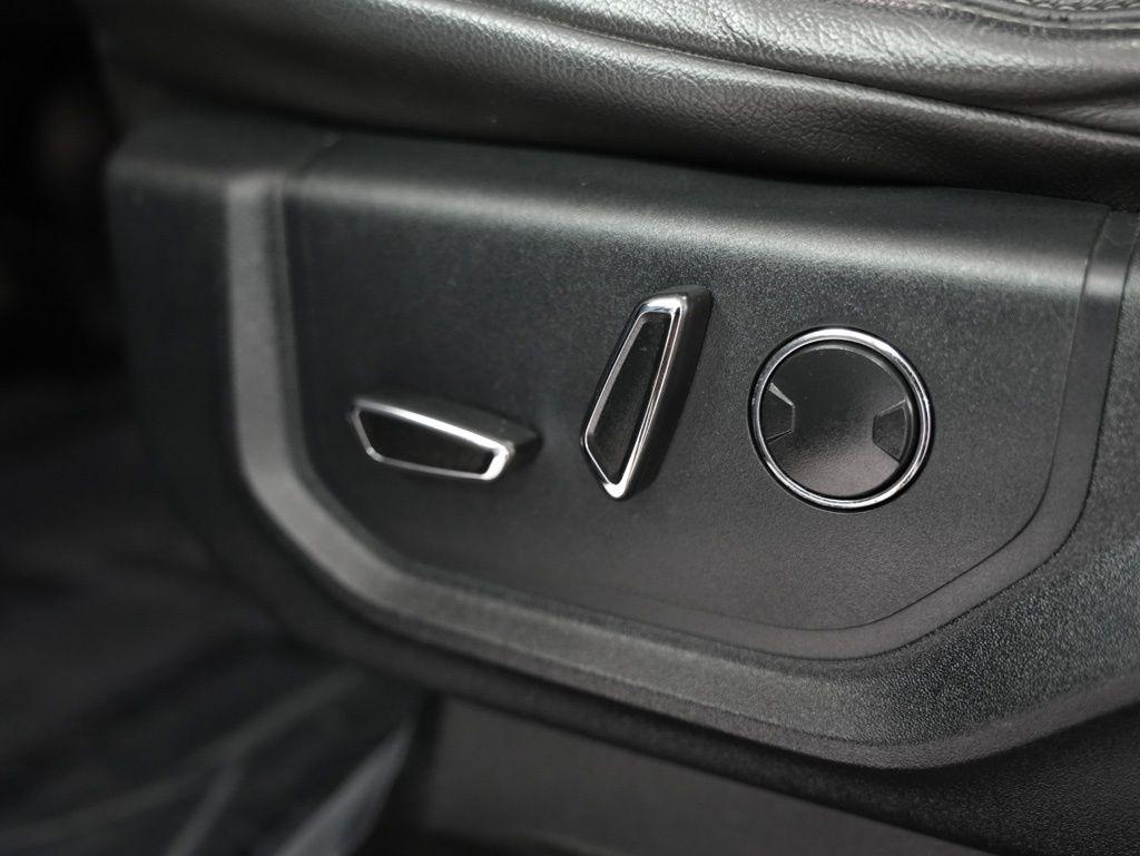 Ford F-150 4WD SuperCrew 145" King Ranch 2016