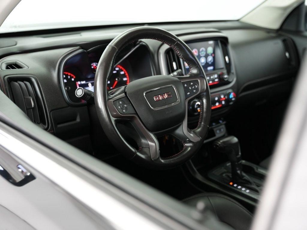 GMC Canyon 4WD Crew Cab 128.3" SLE 2016