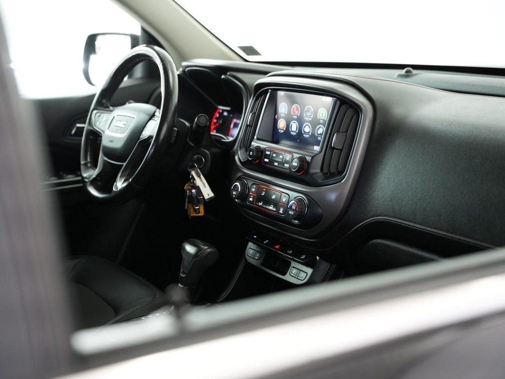 GMC Canyon 4WD Crew Cab 128.3" SLE 2016