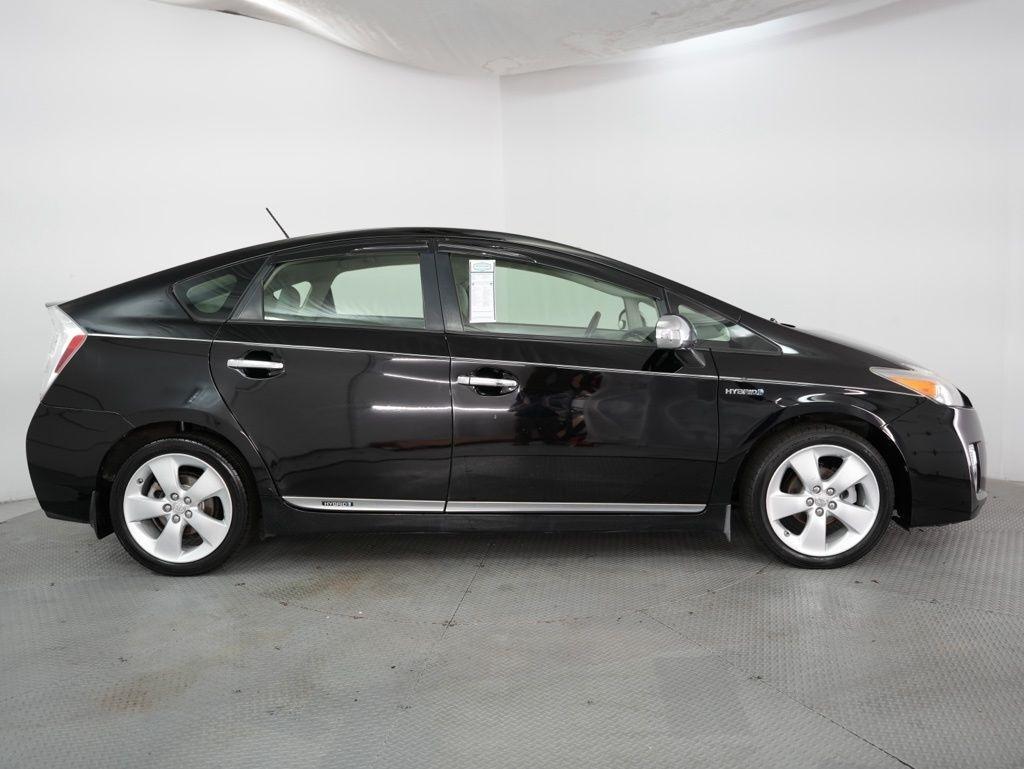 Toyota Prius 5dr HB III (Natl) 2011