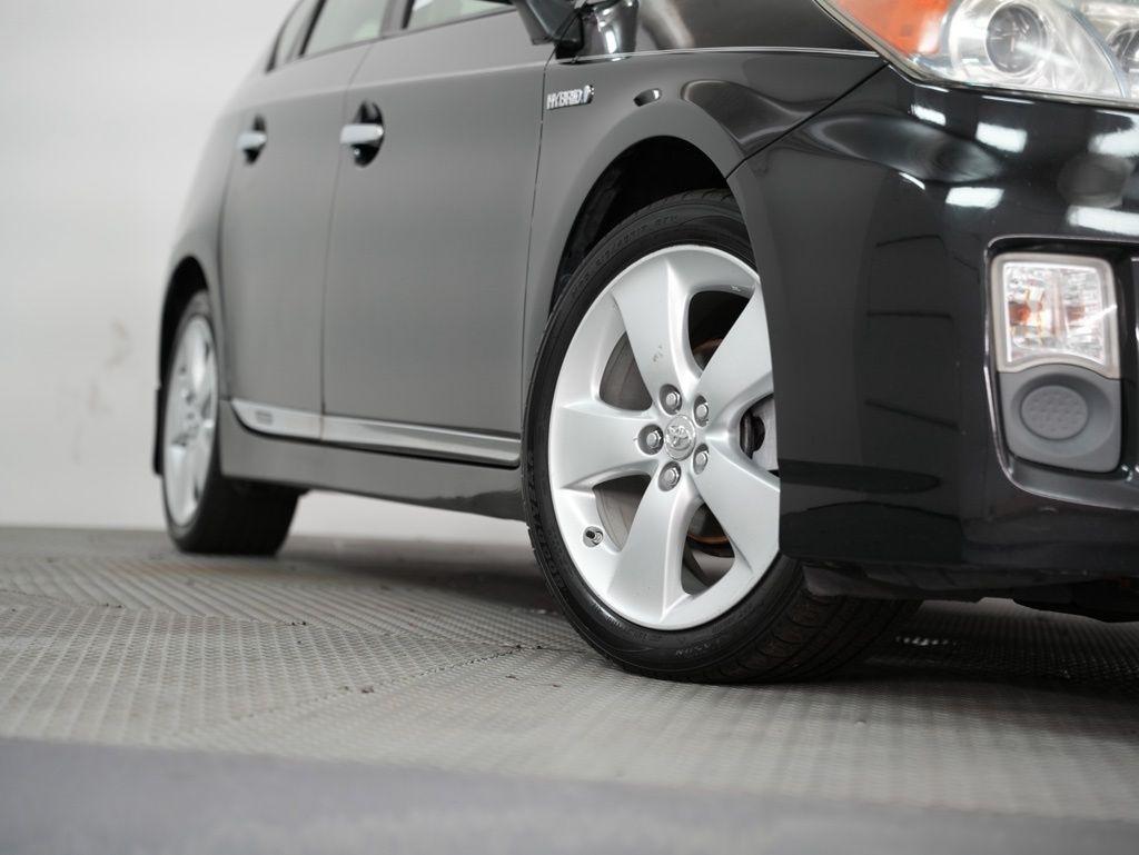 Toyota Prius 5dr HB III (Natl) 2011