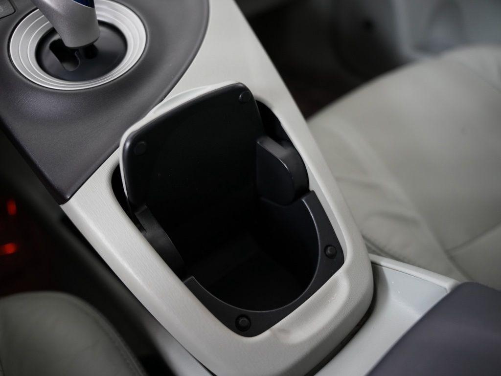 Toyota Prius 5dr HB III (Natl) 2011