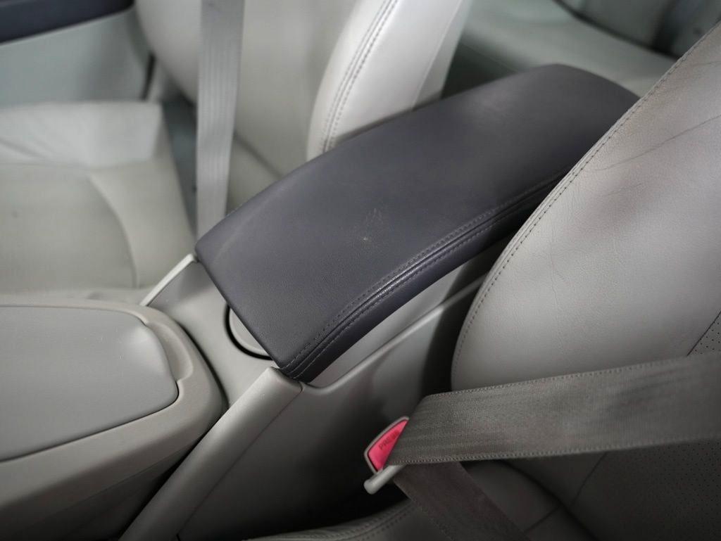 Toyota Prius 5dr HB III (Natl) 2011