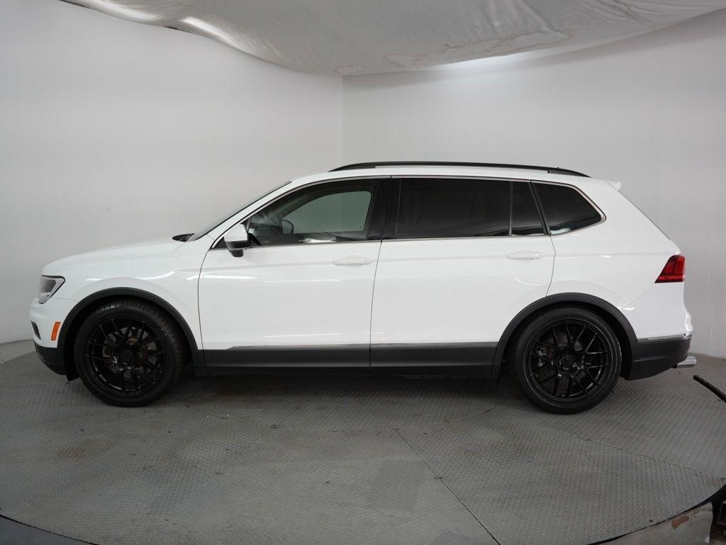 Volkswagen Tiguan 2.0T SE R-Line Black FWD 2021