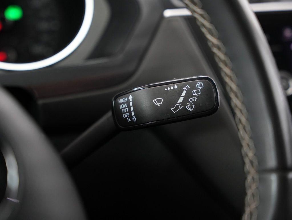 Volkswagen Tiguan 2.0T SE R-Line Black FWD 2021