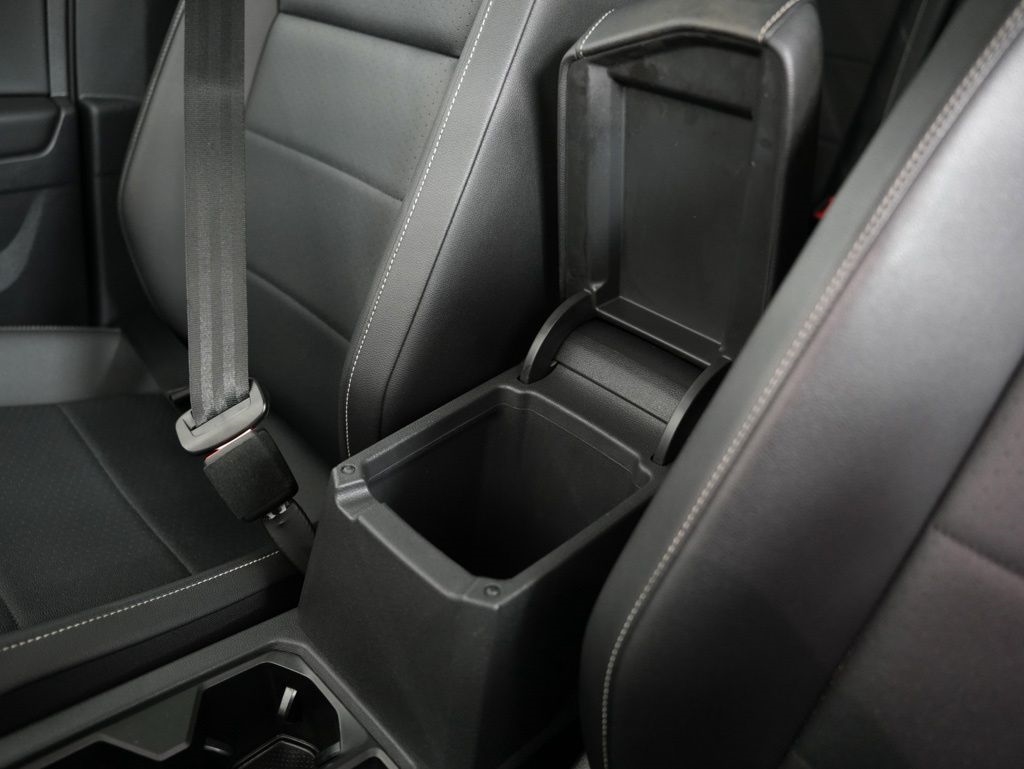 Volkswagen Tiguan 2.0T SE R-Line Black FWD 2021