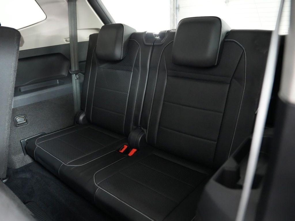 Volkswagen Tiguan 2.0T SE R-Line Black FWD 2021