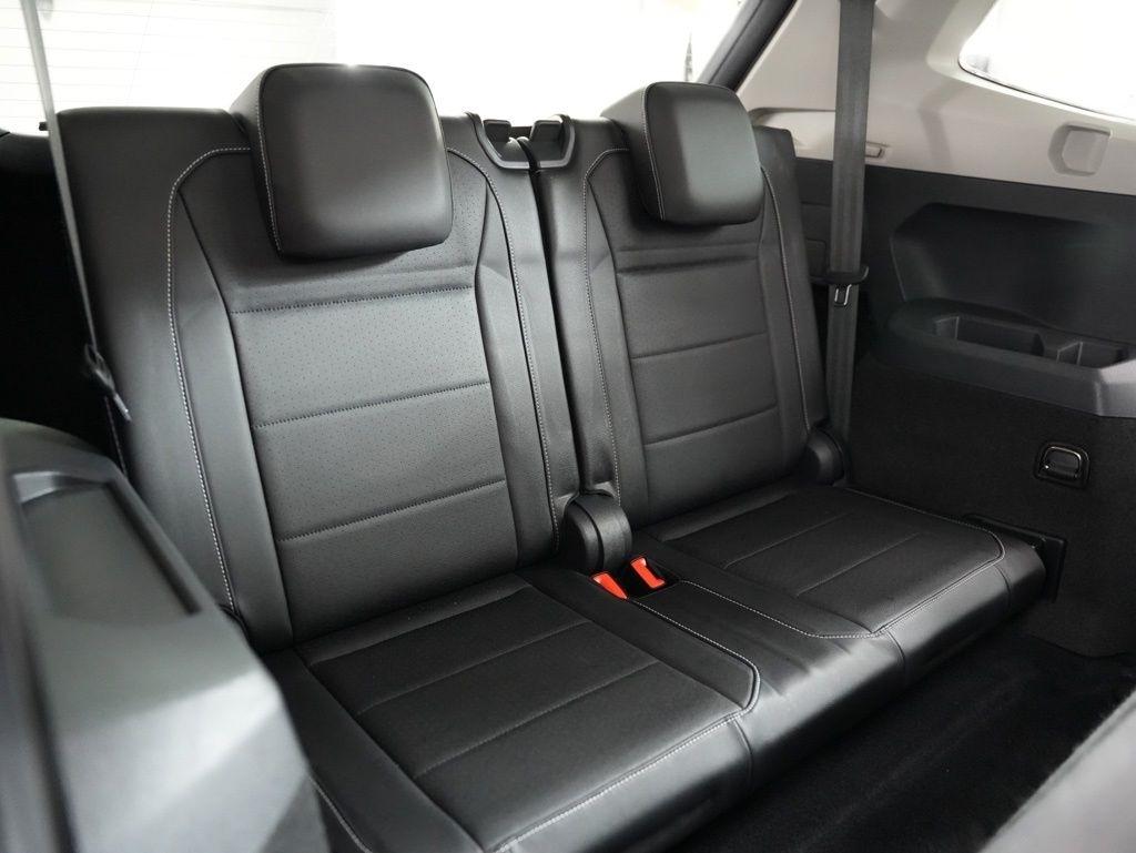 Volkswagen Tiguan 2.0T SE R-Line Black FWD 2021