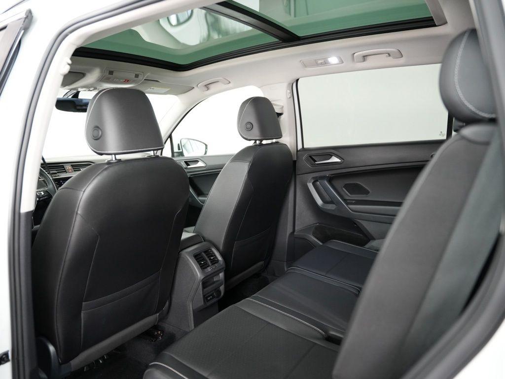 Volkswagen Tiguan 2.0T SE R-Line Black FWD 2021