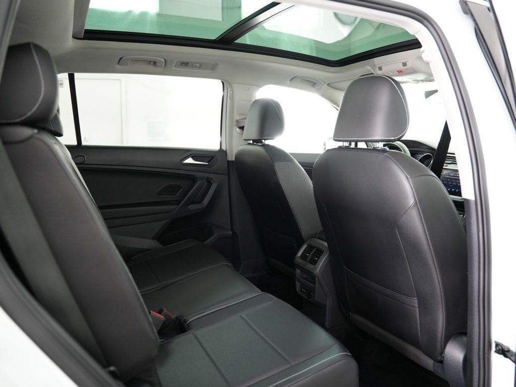 Volkswagen Tiguan 2.0T SE R-Line Black FWD 2021