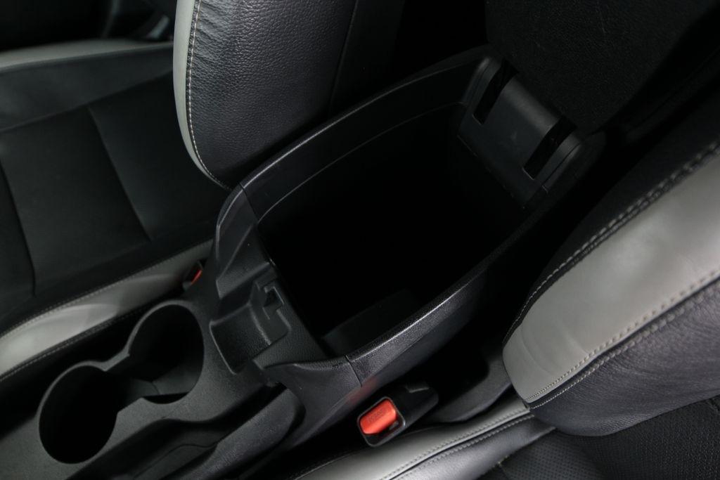 Hyundai Veloster 3dr Cpe Auto Turbo 2016