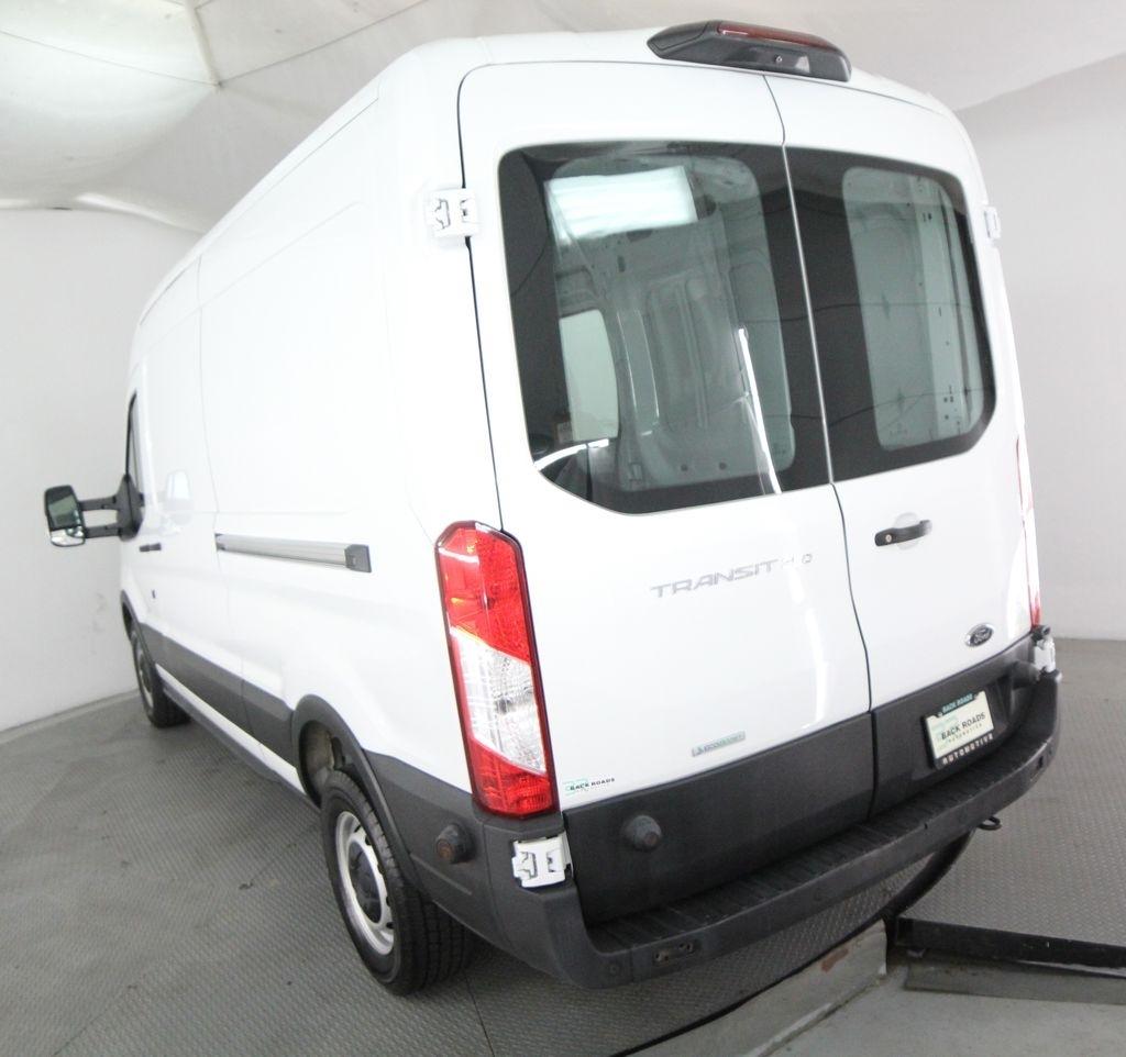 Ford Transit Cargo Van T-250 130" Med Rf 9070 GVWR RWD 2020