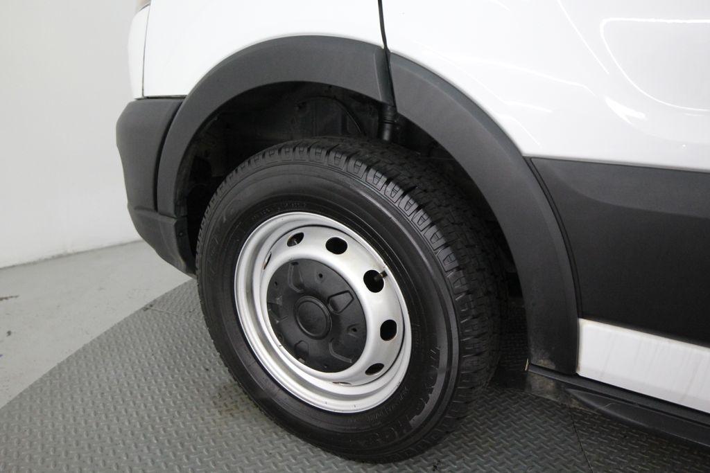 Ford Transit Cargo Van T-250 130" Med Rf 9070 GVWR RWD 2020
