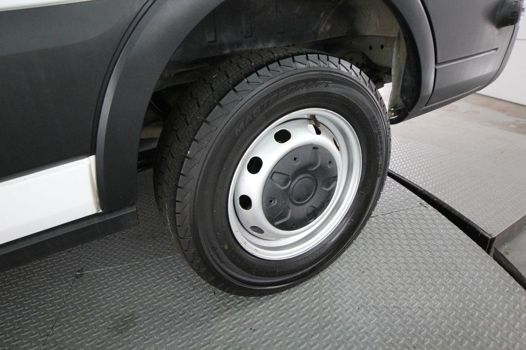 Ford Transit Cargo Van T-250 130" Med Rf 9070 GVWR RWD 2020