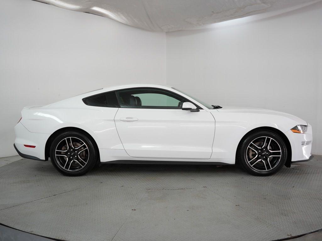 Ford Mustang EcoBoost Fastback 2019