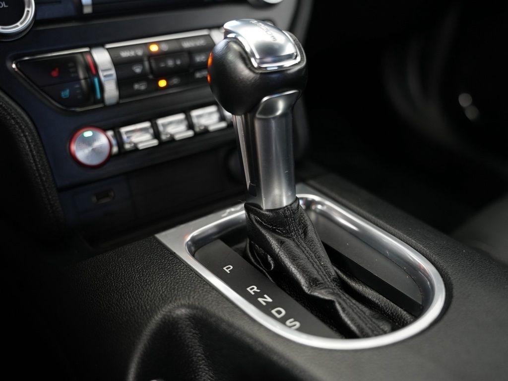 Ford Mustang EcoBoost Fastback 2019