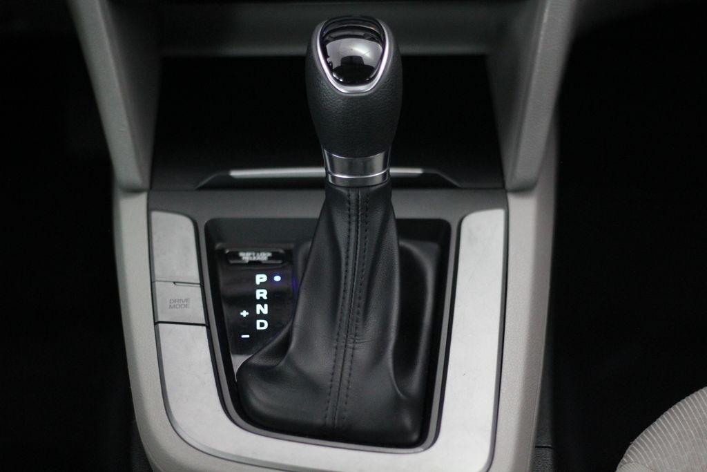Hyundai Elantra SEL 2.0L Auto (Alabama) 2018