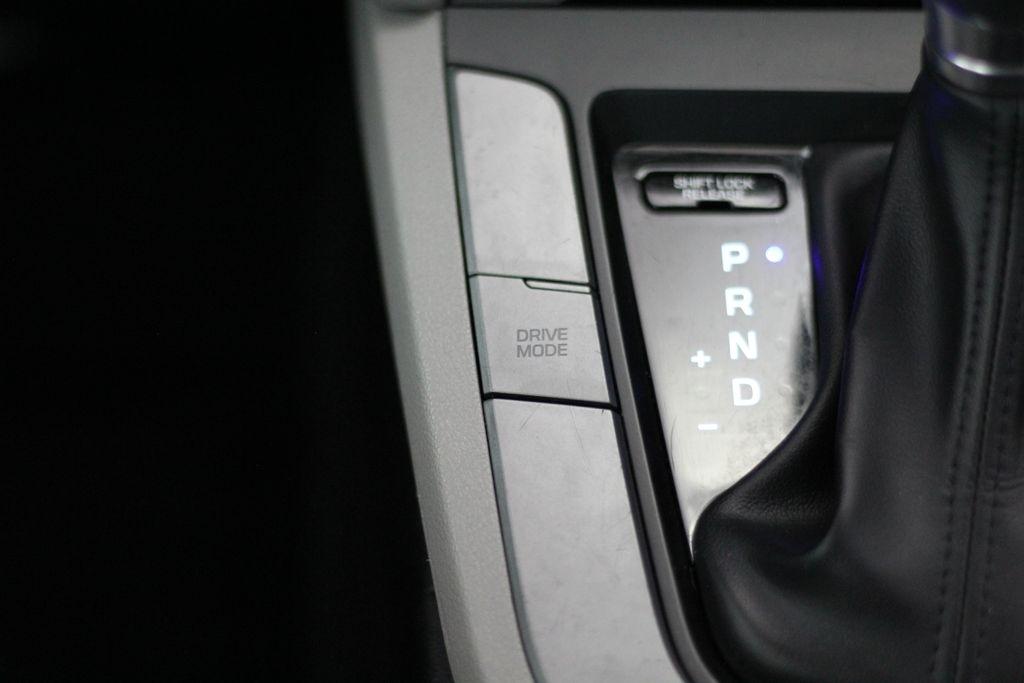 Hyundai Elantra SEL 2.0L Auto (Alabama) 2018