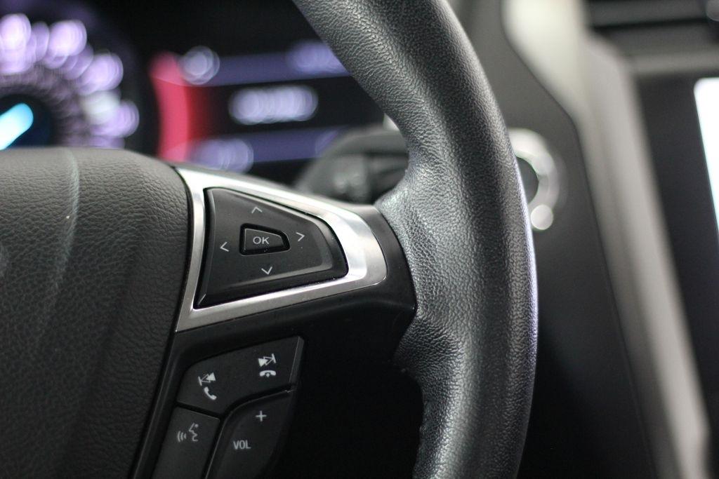 Ford Fusion SEL FWD 2020