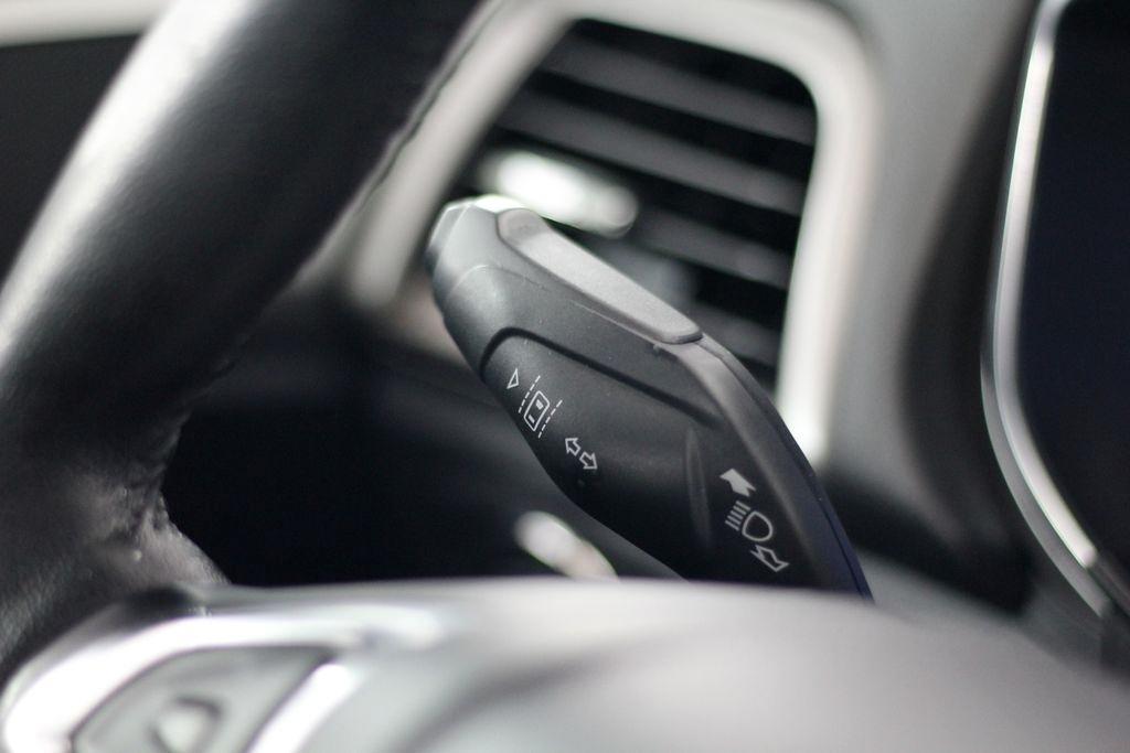 Ford Fusion SEL FWD 2020