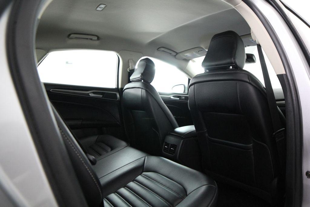 Ford Fusion SEL FWD 2020