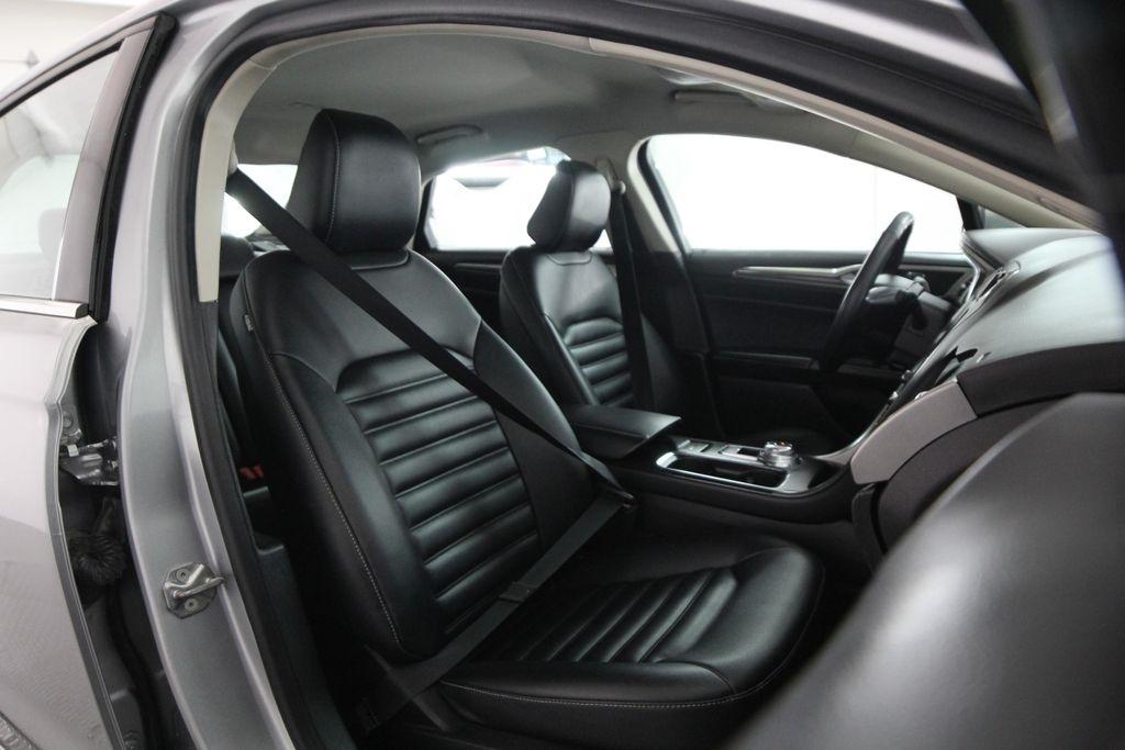 Ford Fusion SEL FWD 2020