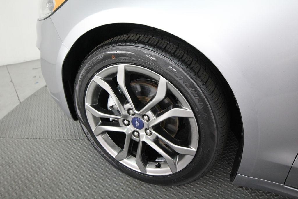 Ford Fusion SEL FWD 2020